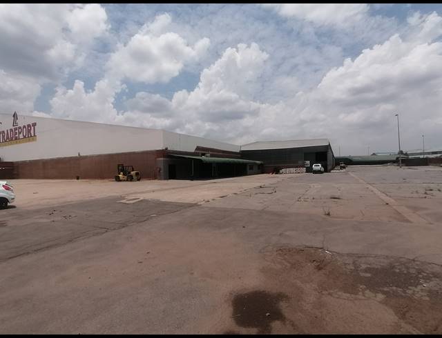 19,096M² FACTORY FOR SALE IN ANDERBOLT